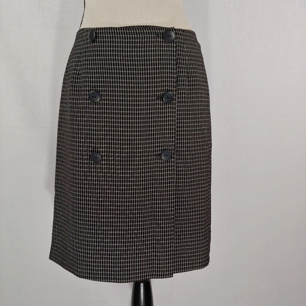 Morgan Taylor Studio Plaid Mini Skirt. Size 12